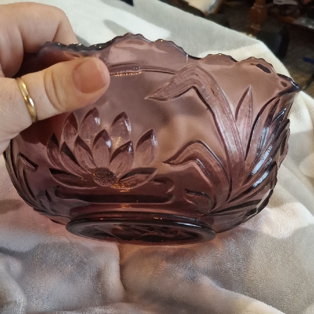 Fenton Bowl - Picture 3 of 5